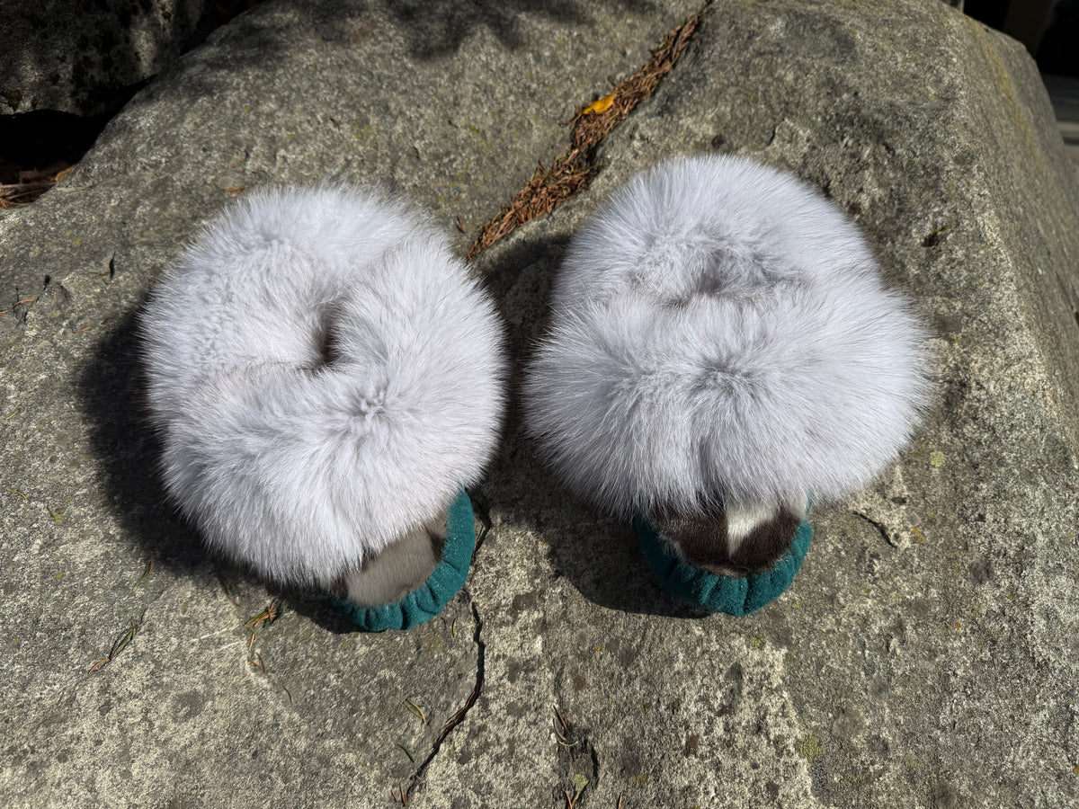 Tukautek ( Slippers)